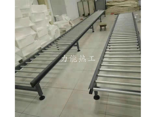 無動(dòng)力滾筒輸送機(jī)